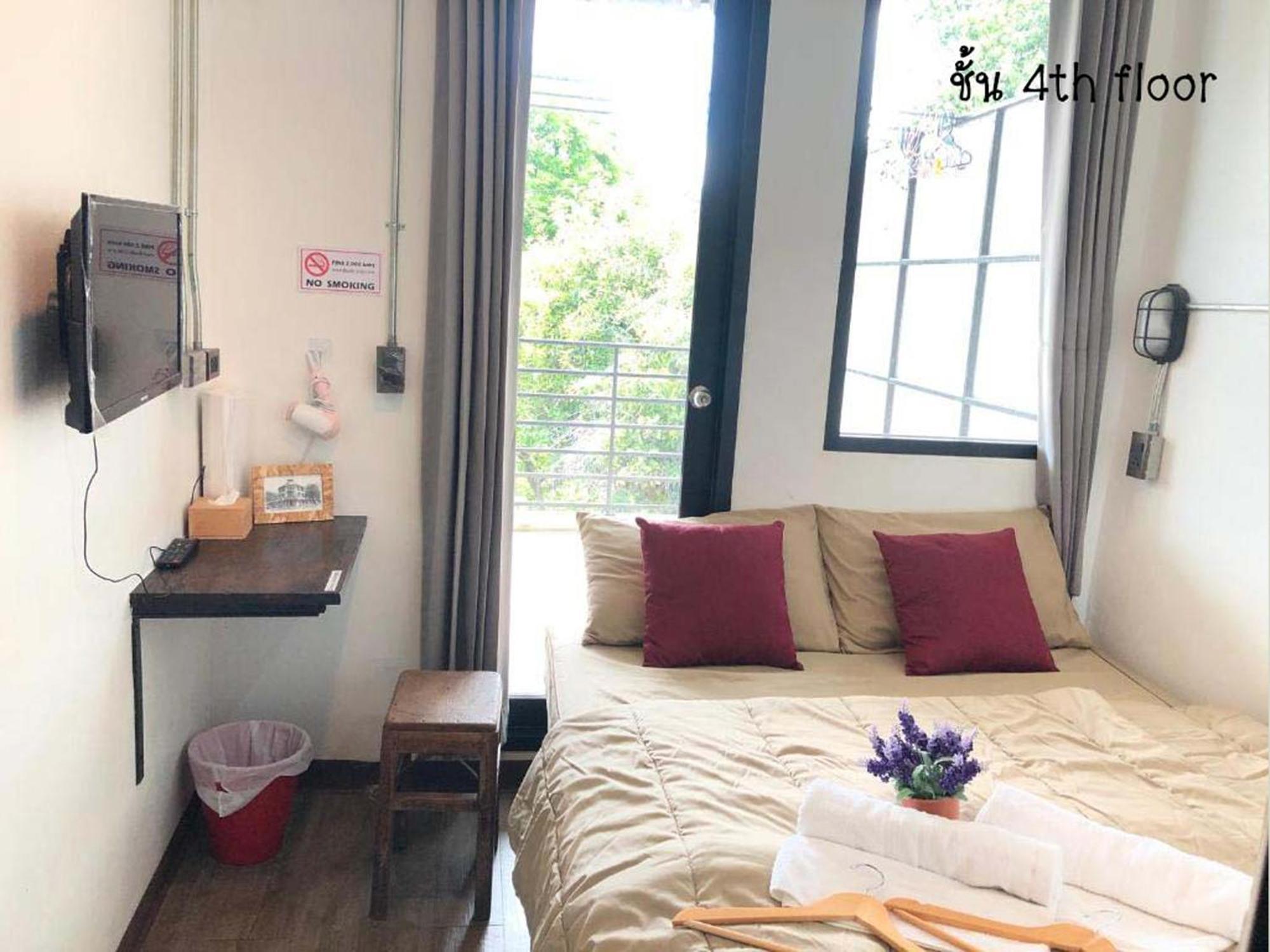 Feel Good Bangkok Hostel Buitenkant foto